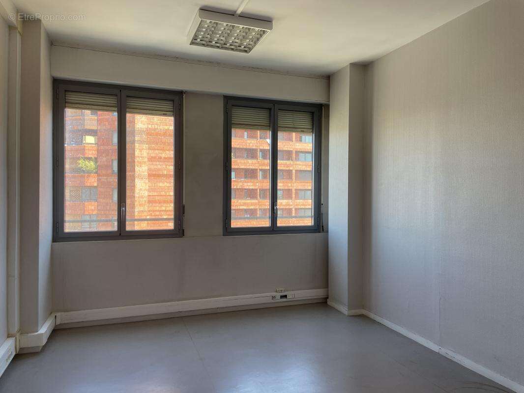 Commerce 164 m² à Toulouse  - photo 9