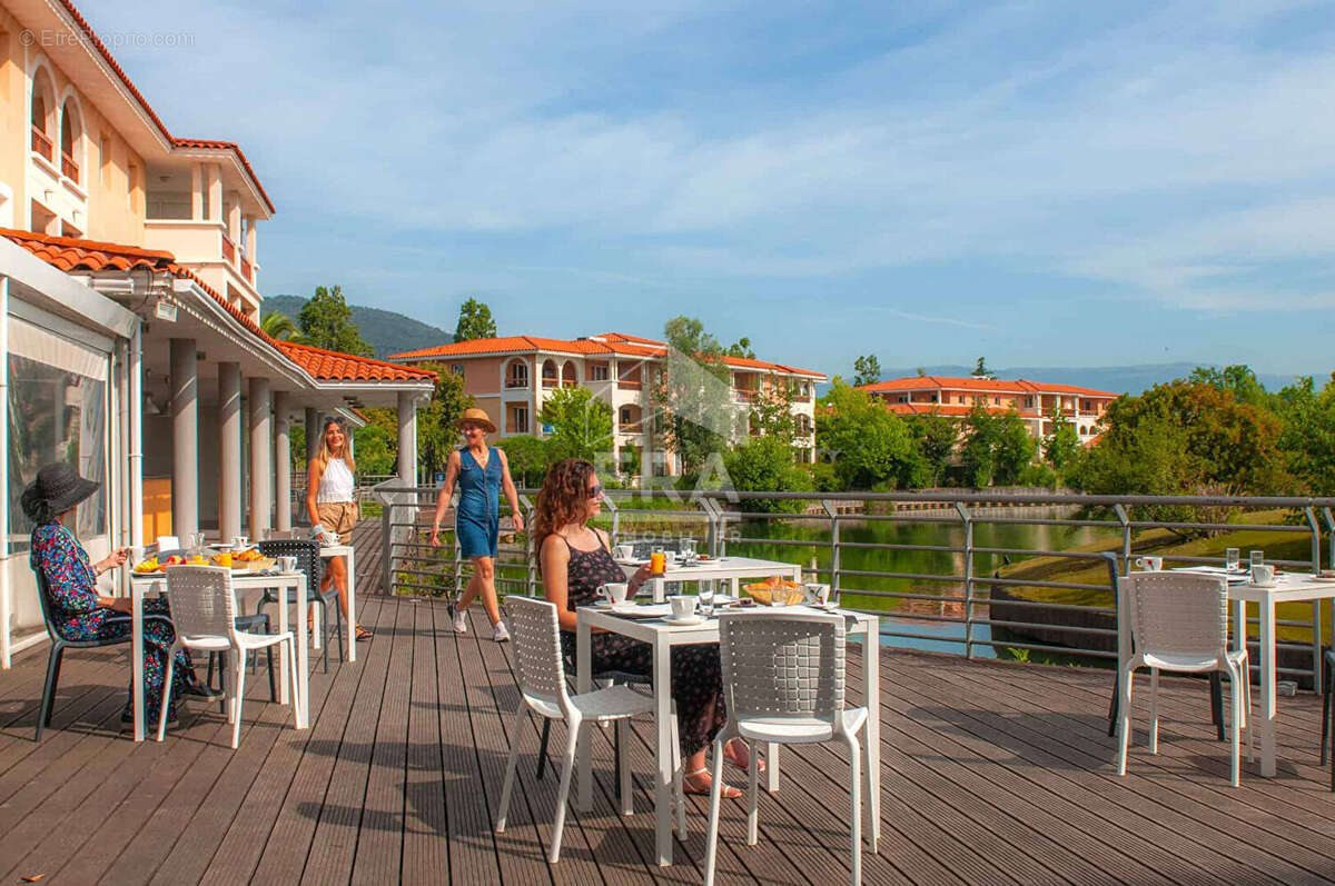 Appartement à MANDELIEU-LA-NAPOULE