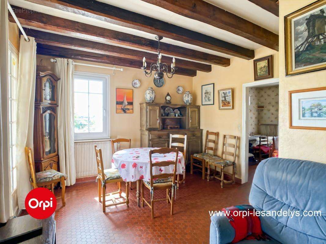Maison à MUIDS