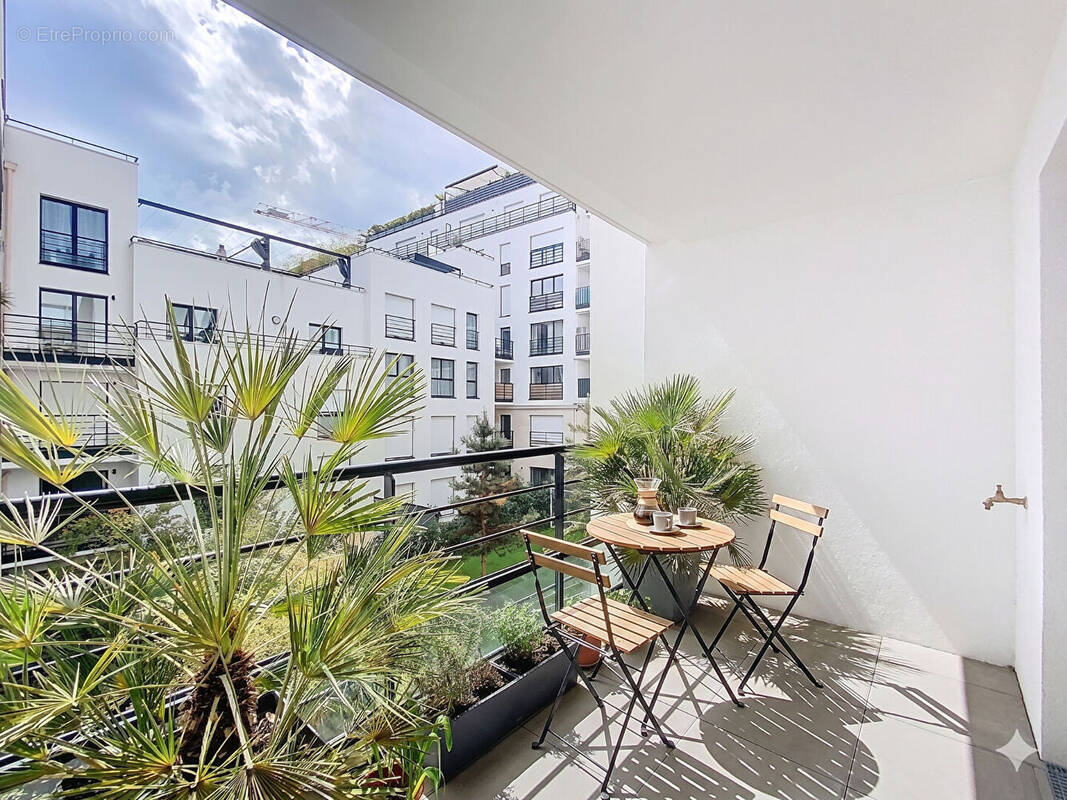 Appartement à SURESNES