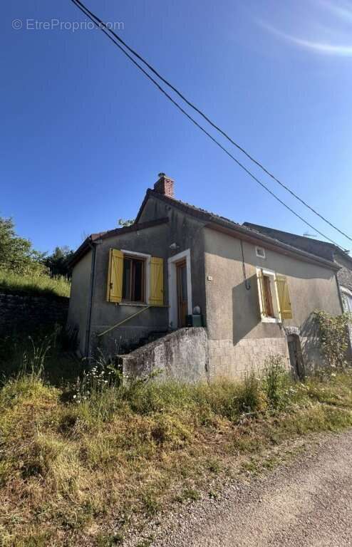 Maison à MONTAPAS