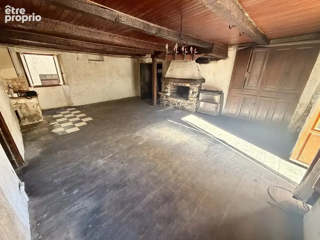 Appartement 3p + Terrasse + Cellier + 3 caves + Grenier - photo 4
