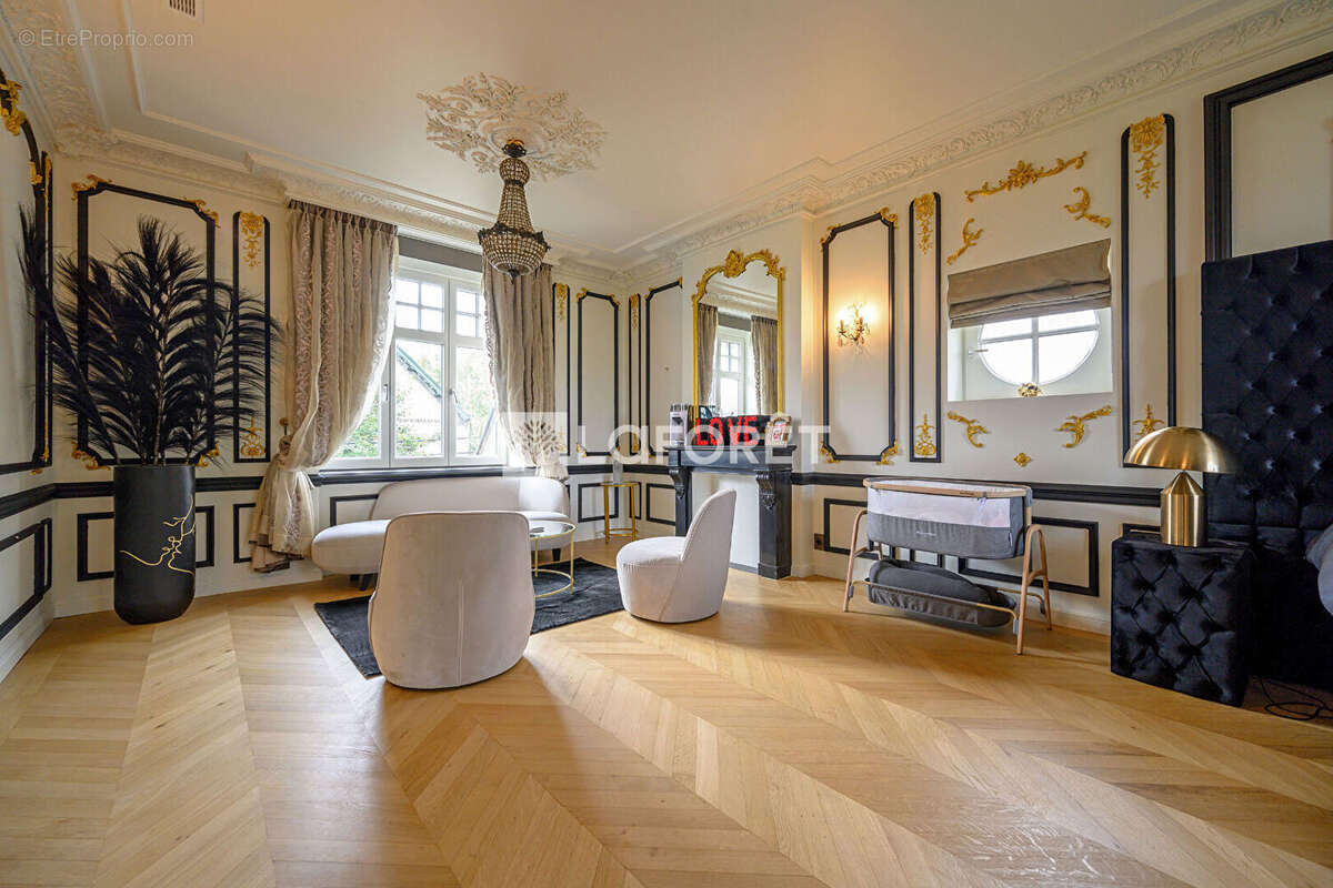 Château de la Fontaine - Maison 500 m2 - 1,8 Hectare - 6 chambres - photo 13