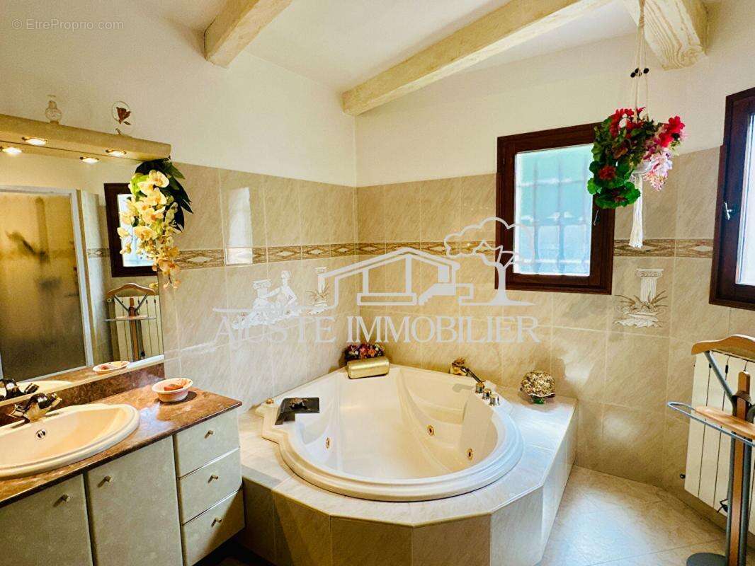 Maison à MARSEILLE-14E