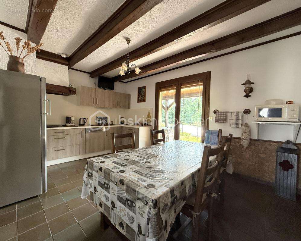 Maison à LAMARCHE-SUR-SAONE