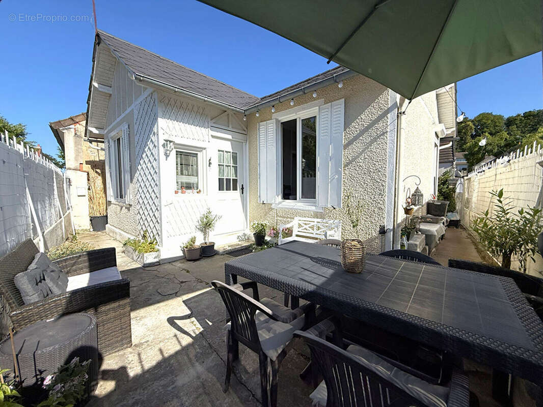 Maison à APREMONT