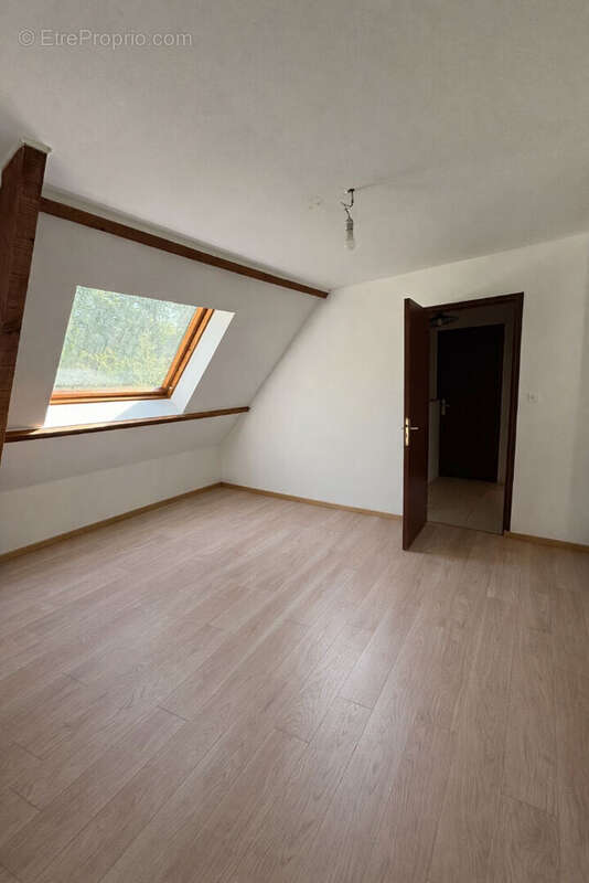 Maison à LAMORLAYE