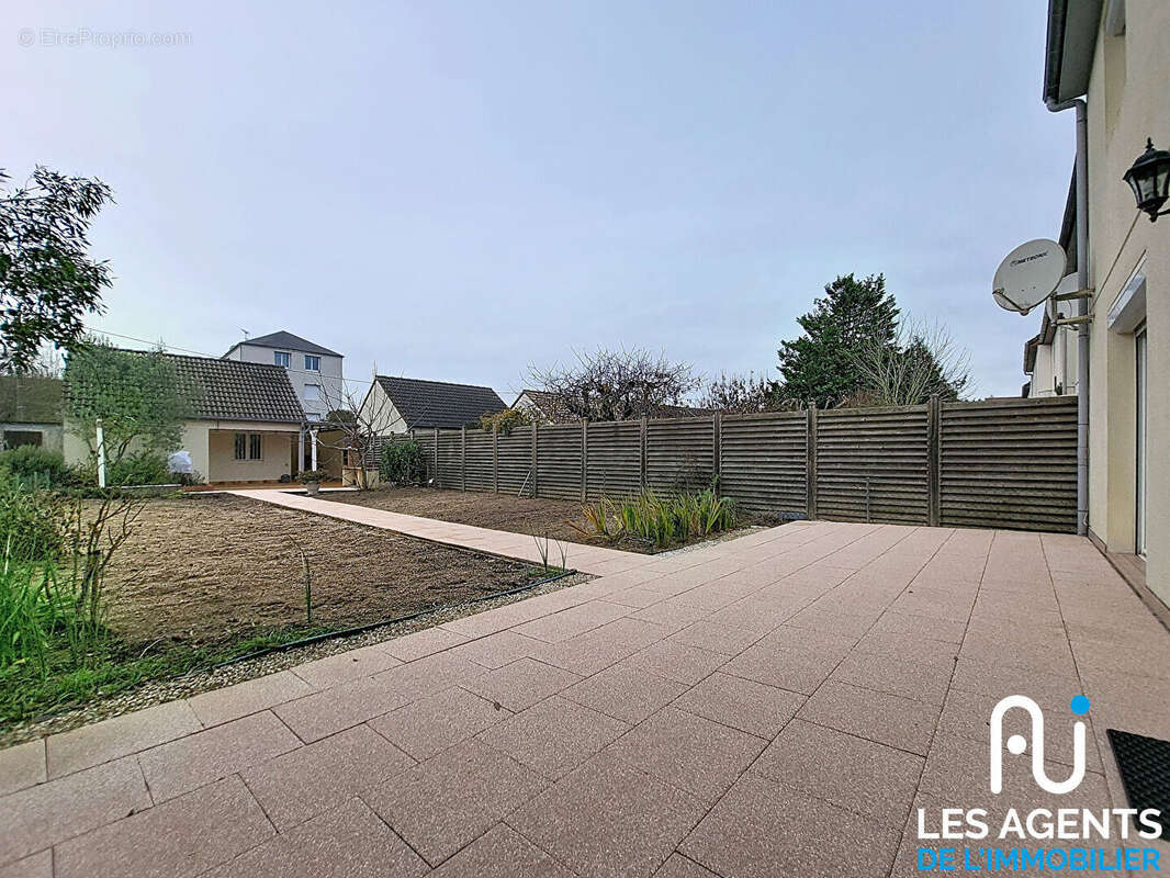 Maison à MEUNG-SUR-LOIRE