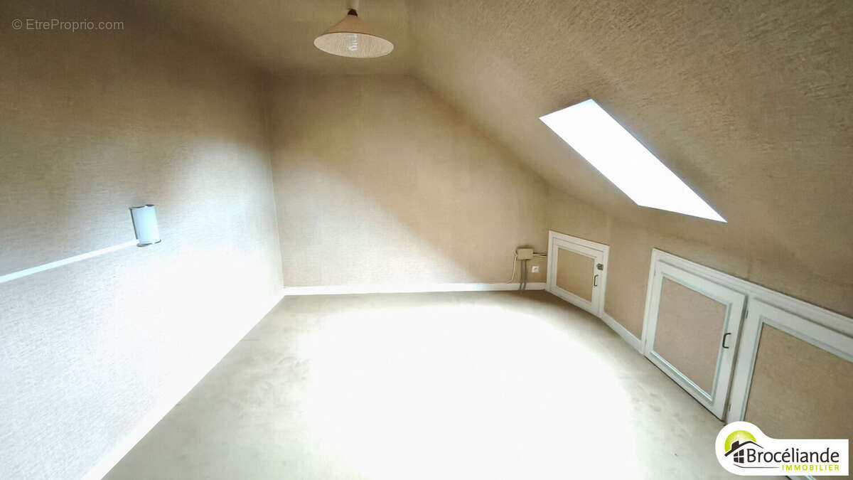 Maison à SAINT-GILLES