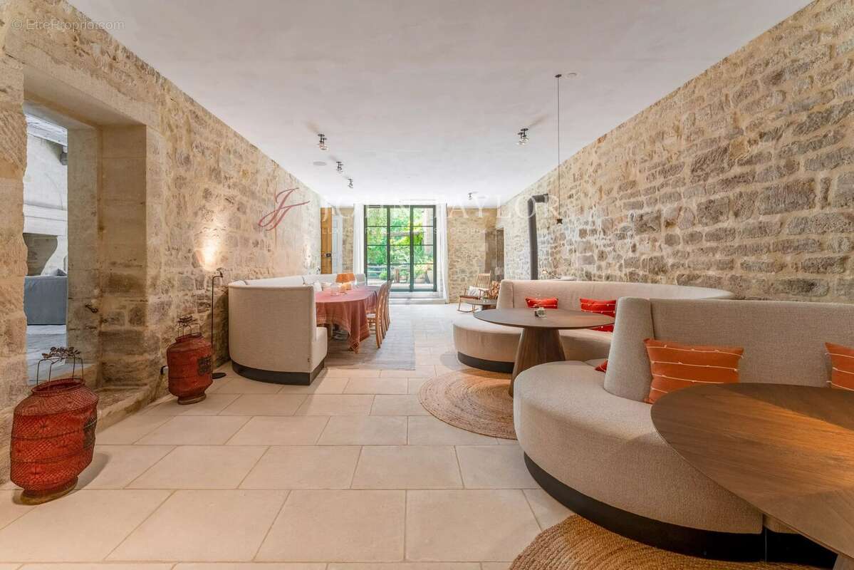 Maison à SAINT-REMY-DE-PROVENCE