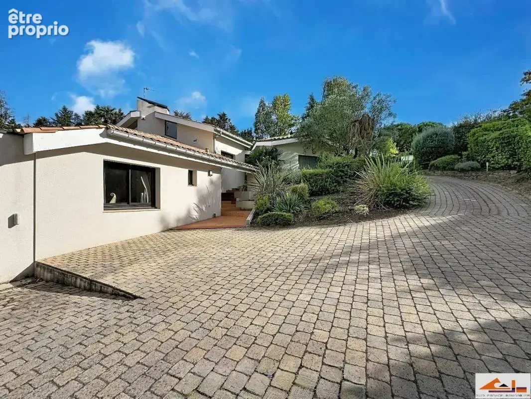 Maison 8 pièces 247 m² à vendre à Vieille-Toulouse (31320) - photo 2