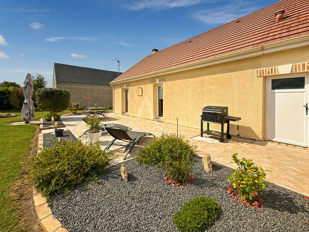 Maison à ETREPAGNY