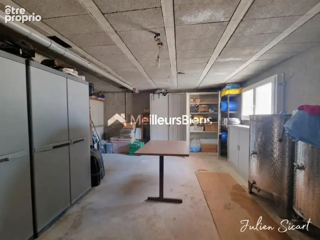 Maison familiale de 161 m² avec grand garage, jardin et piscine - photo 22