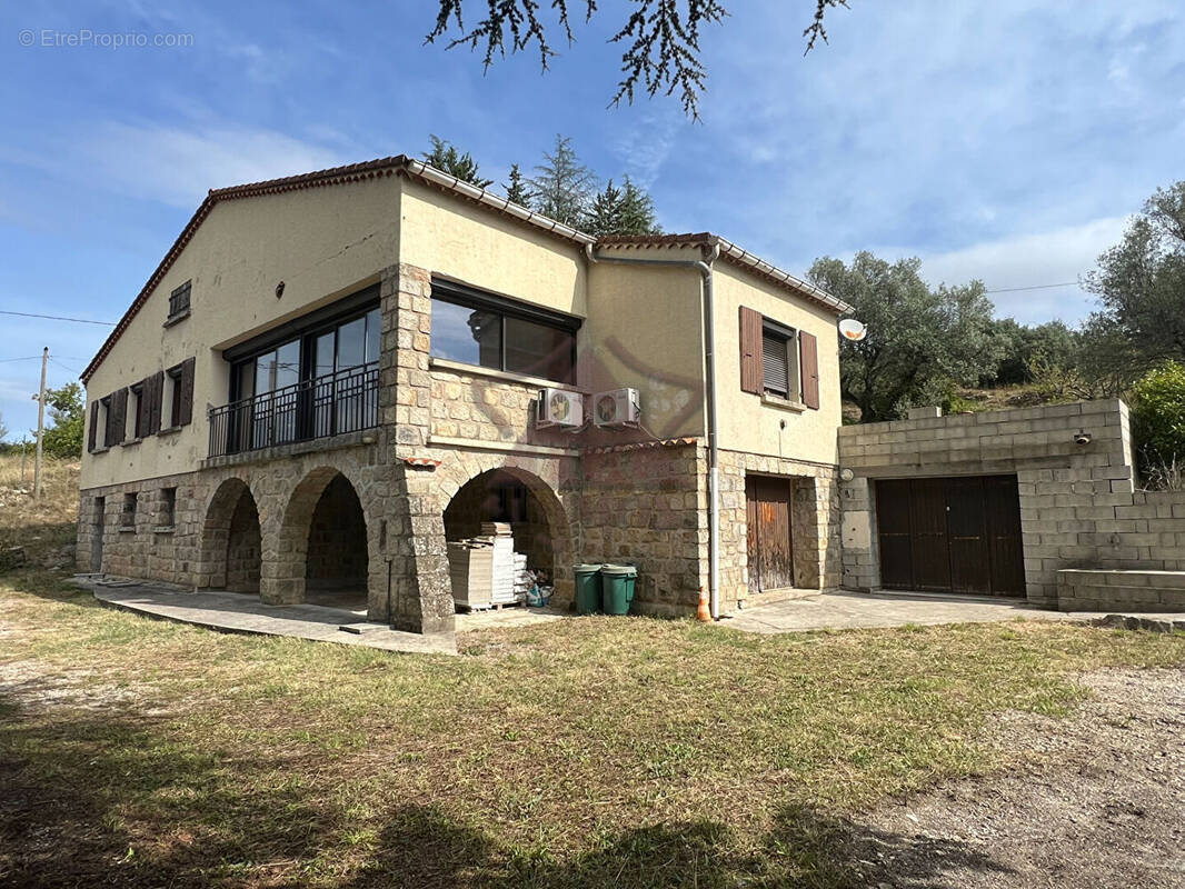 Maison à SAINT-PAUL-LE-JEUNE