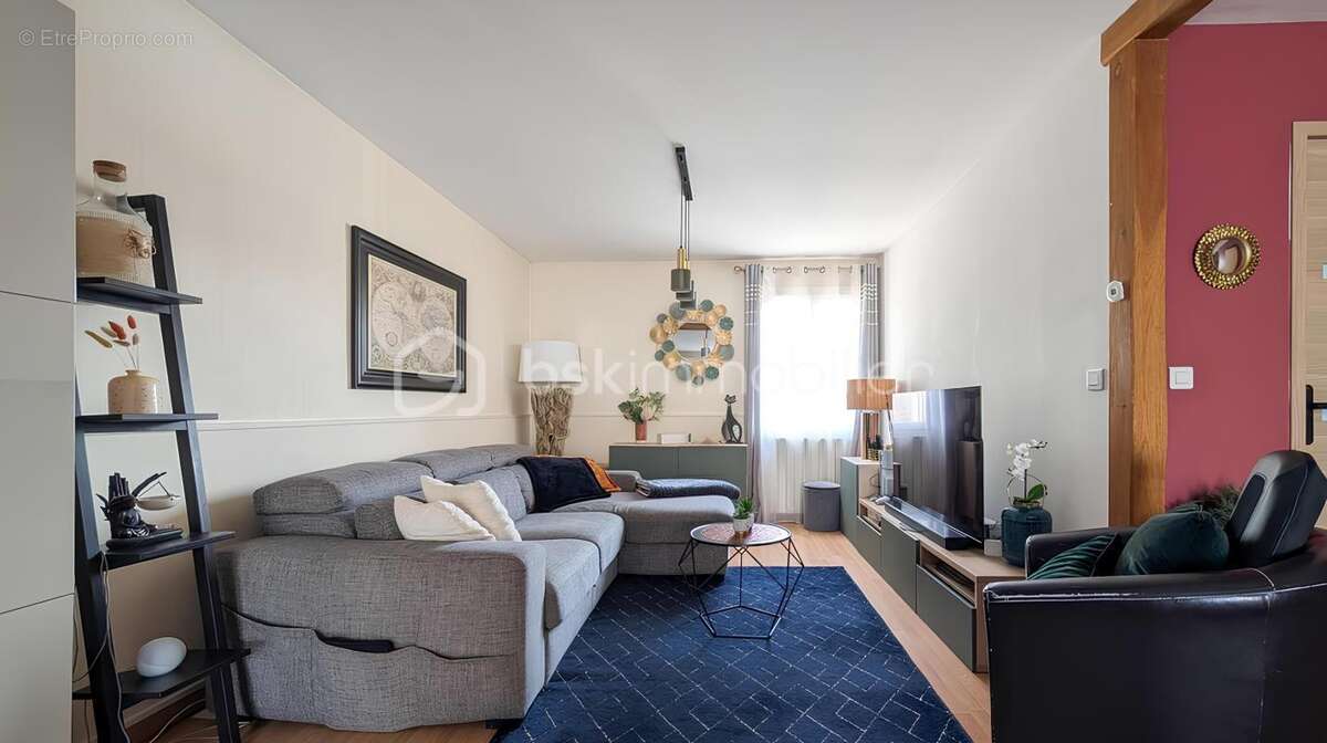 Appartement à EPINAY-SUR-ORGE