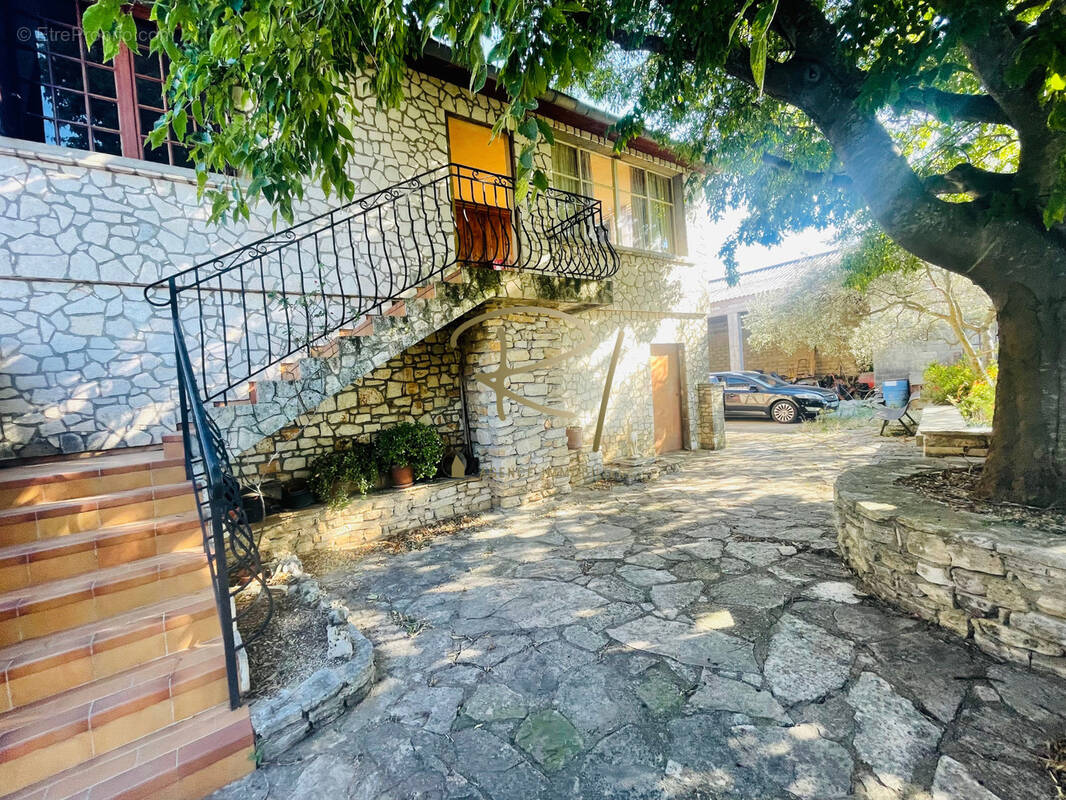 Maison à ORGNAC-L&#039;AVEN