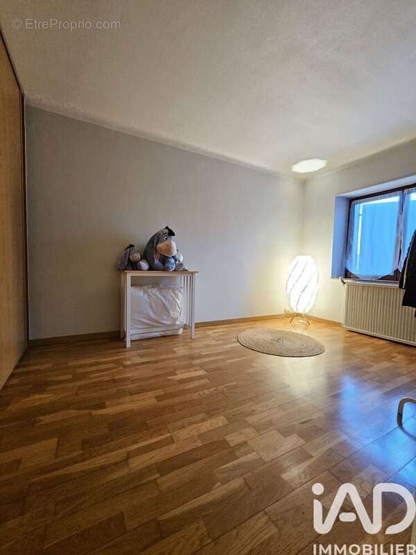 Photo 9 - Maison à COSNES-ET-ROMAIN