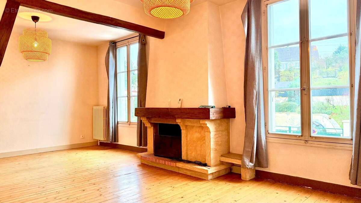 Photo 2 - Maison à CHATEAU-THIERRY