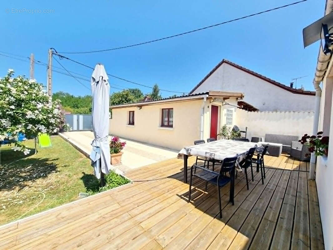Pavillon à Wassy - photo 2