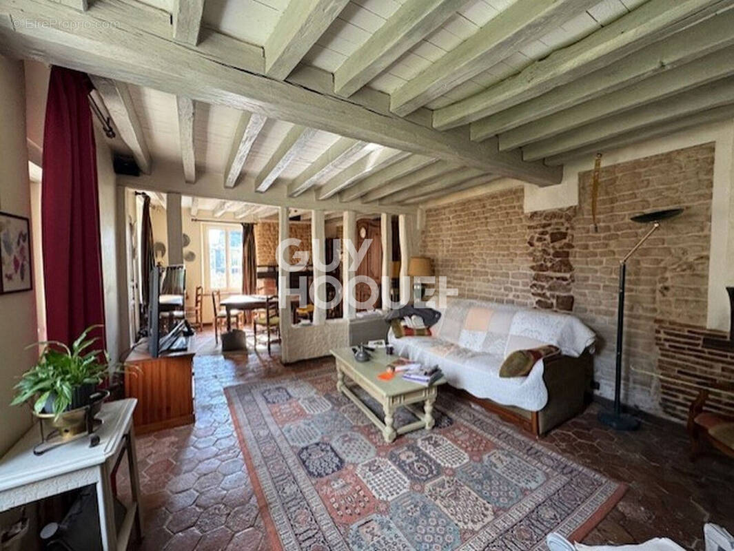 Maison à PLEURS