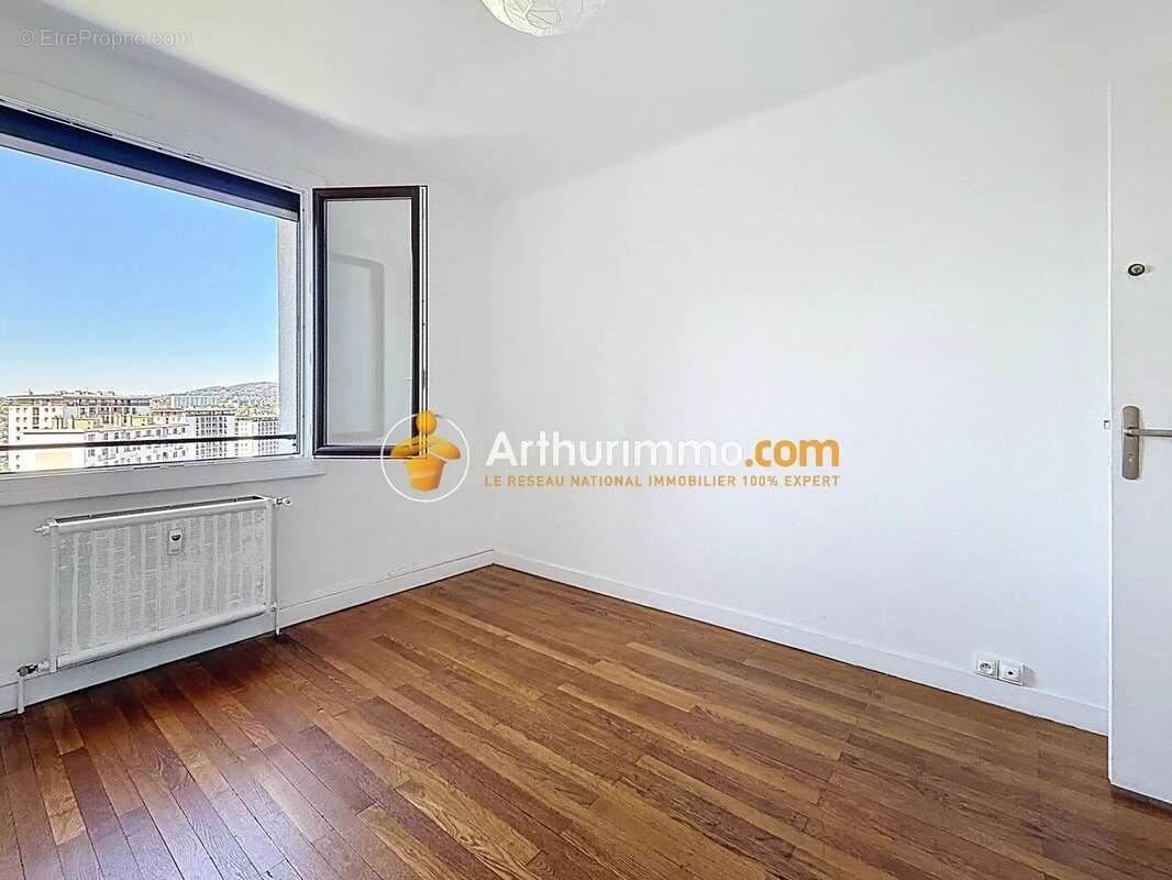 Appartement à LYON-9E