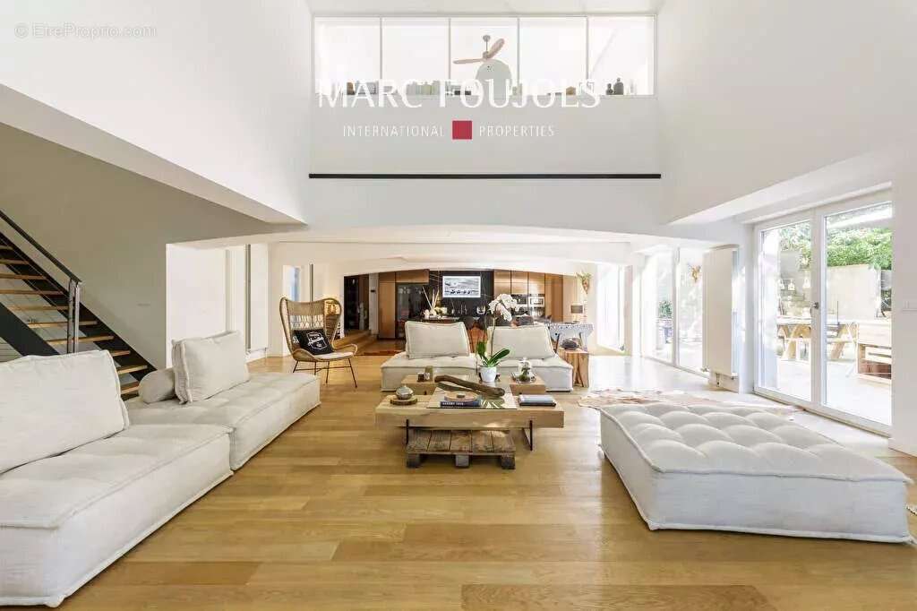 Maison à JOUY-EN-JOSAS