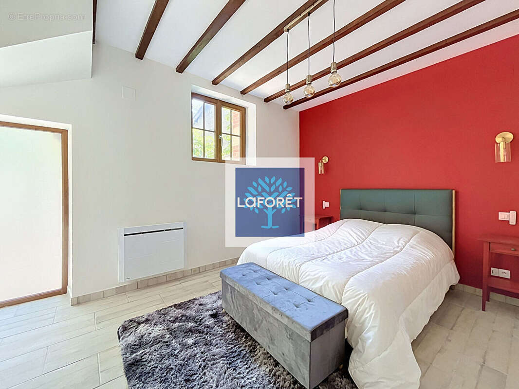 Ensemble immobilier de rapport au coeur Jonzac - photo 3