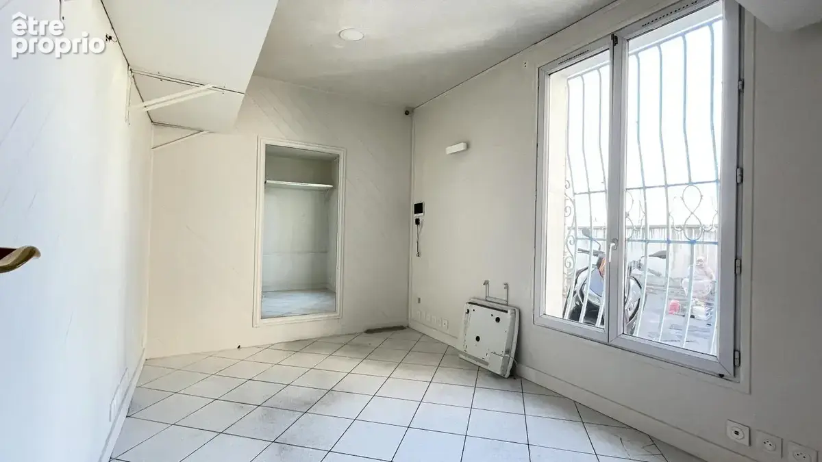 Locaux/Biens immobiliers - photo 5