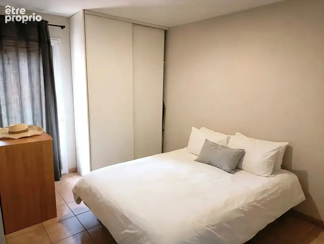 Villa de plain-pied avec piscine et grand garage aménageable à Saint-Nazaire-d’Aude - photo 5