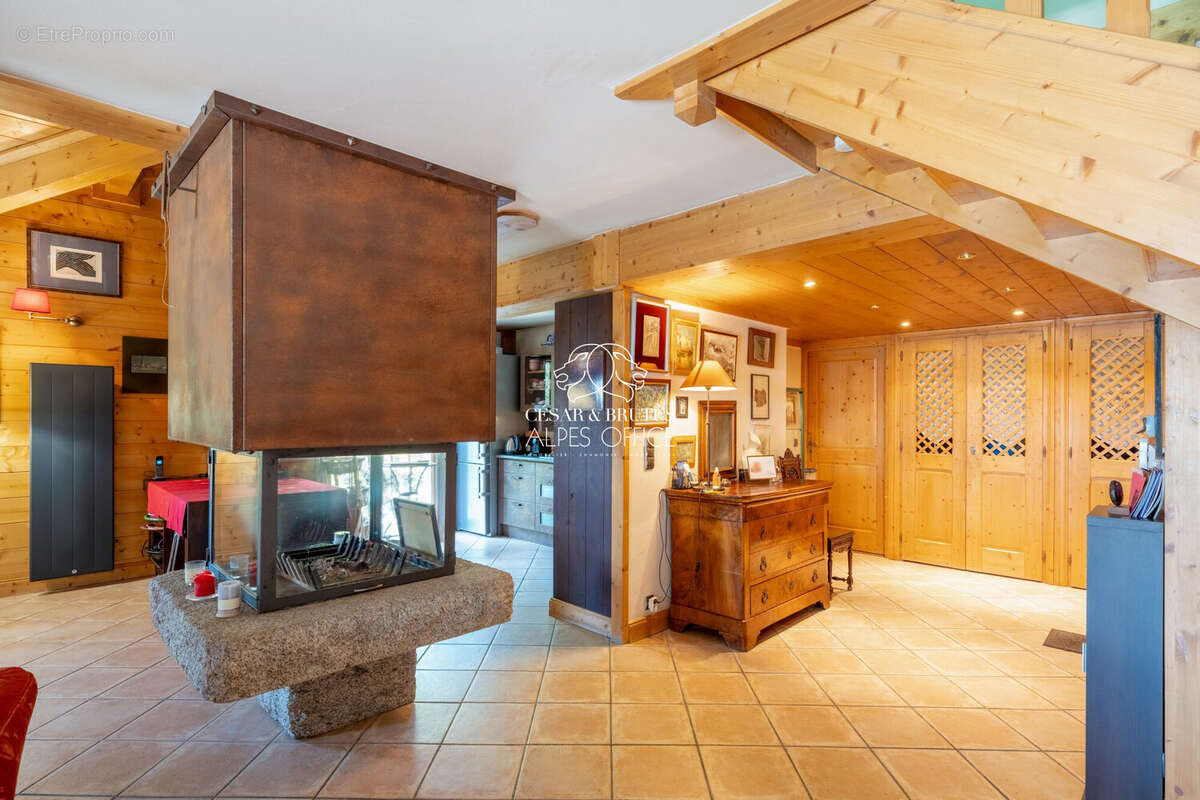 Appartement 141 m² à Chamonix-Mont-Blanc  - photo 4