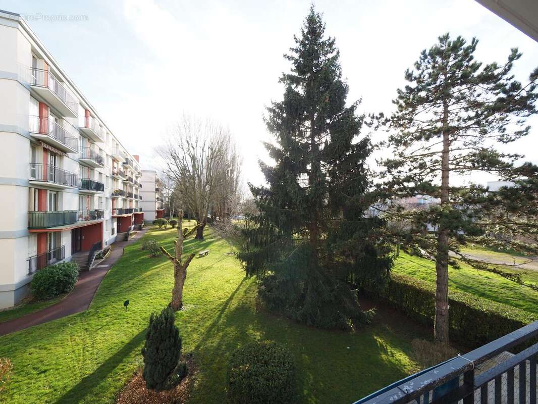 Appartement à BOIS-D'ARCY
