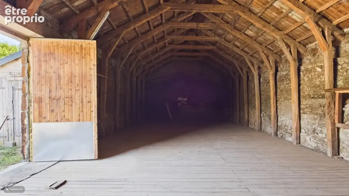 Corps de ferme de caractère datant de 1618   Un potentiel exceptionnel sur le secteur de Coucouron - photo 5