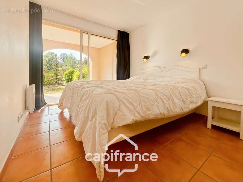 Appartement à MALLEMORT