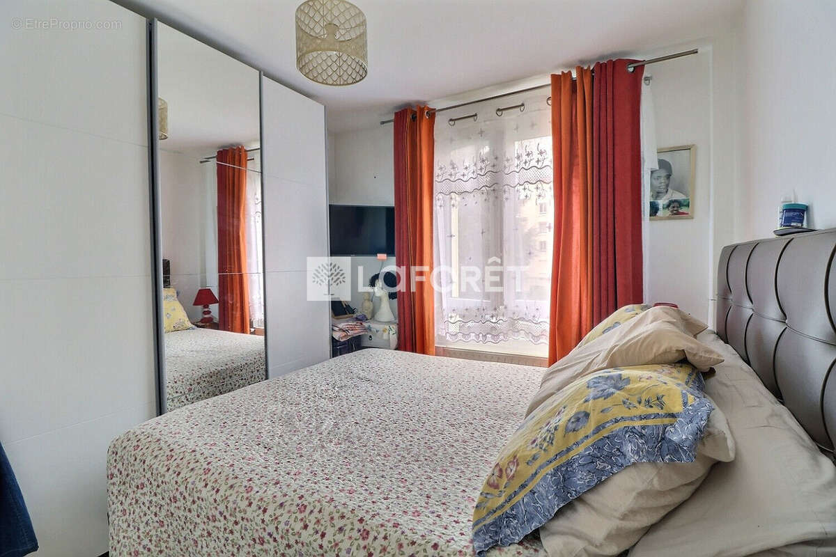 Appartement à RUEIL-MALMAISON