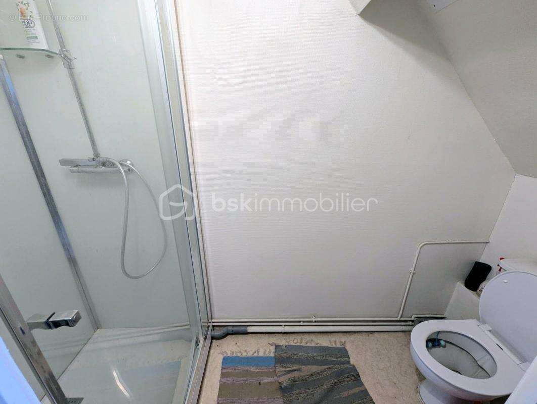 Appartement à FOUGERES