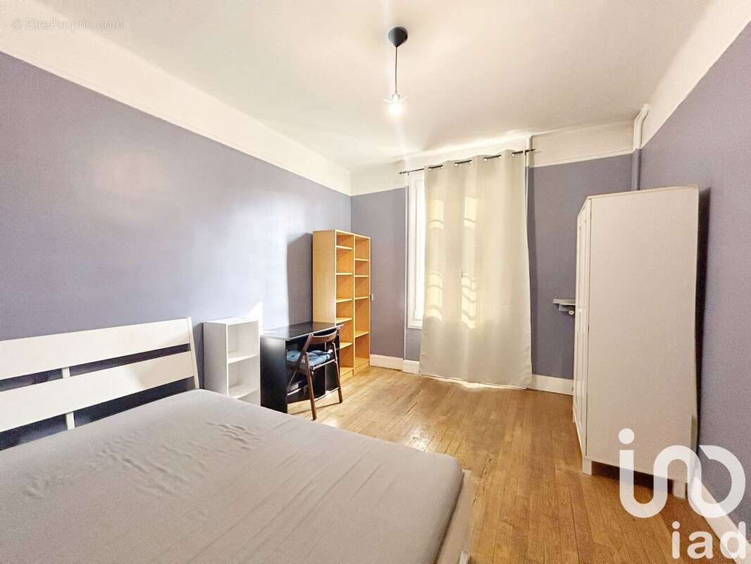 Photo 7 - Appartement à COURBEVOIE