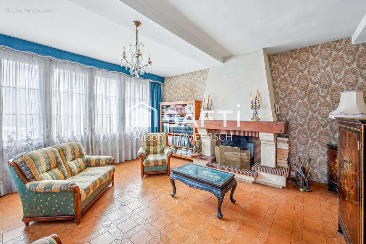 Maison 204 m² à La Roche-Guyon  - photo 6