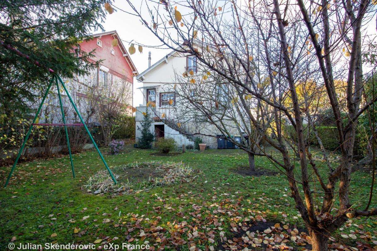 Maison à DEUIL-LA-BARRE