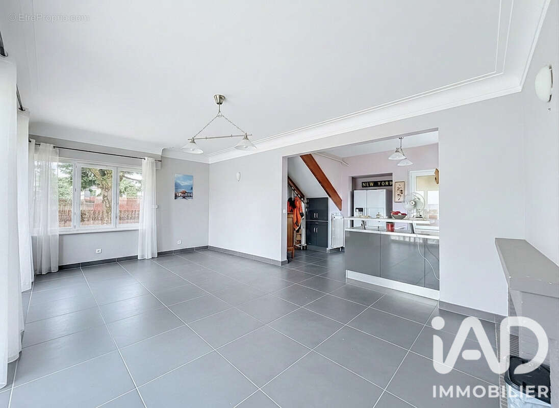 Maison 148 m² à Mont-De-Marsan  - photo 3