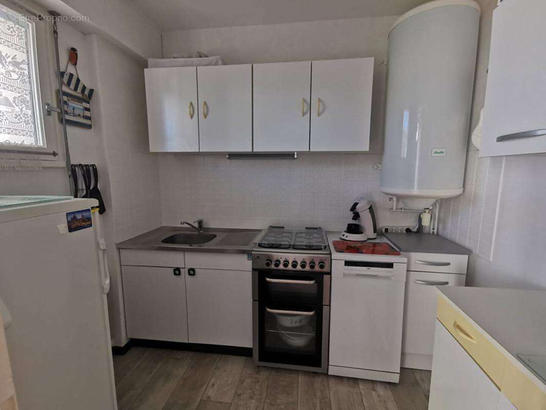 Appartement Saint Jean De Monts 1 pièce(s) 30.52 m2 - 112500  TTC - photo 7