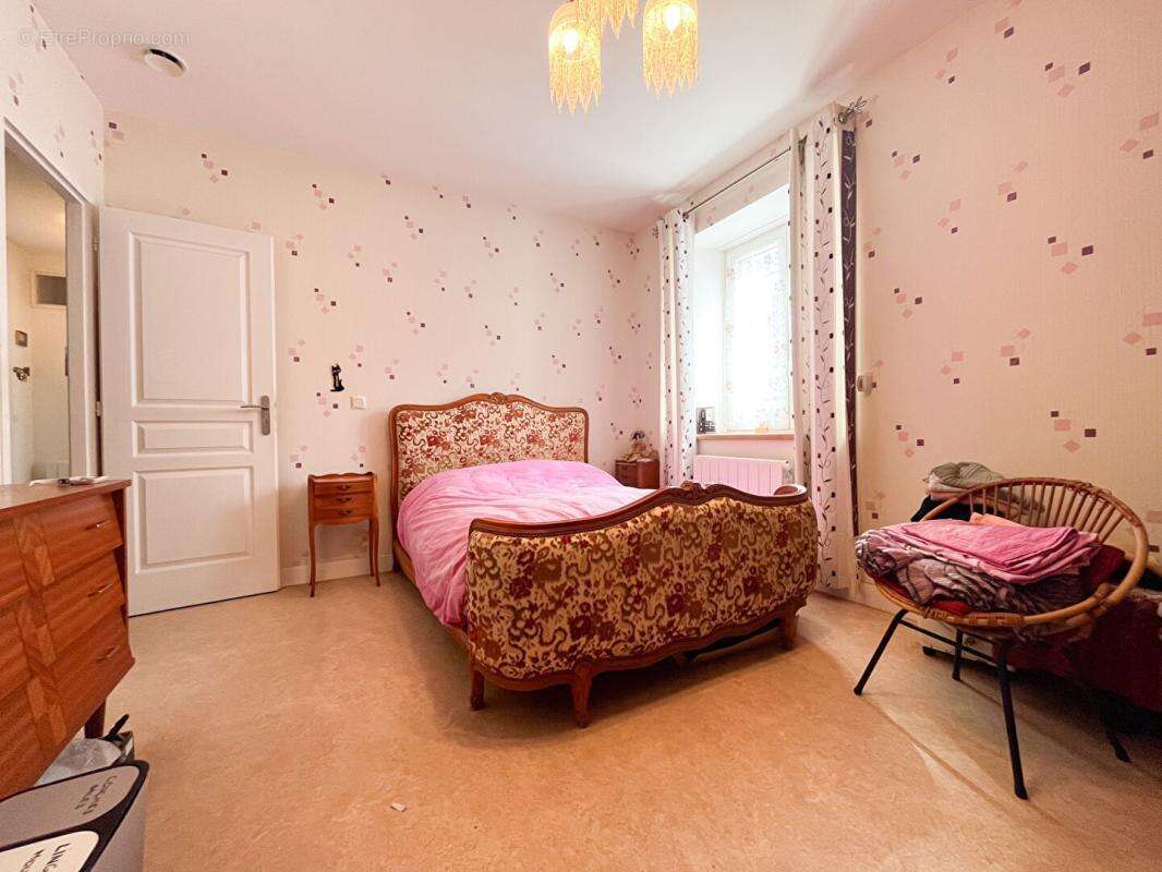Maison Ecueille 4 pièce(s) 92 m2 - photo 9