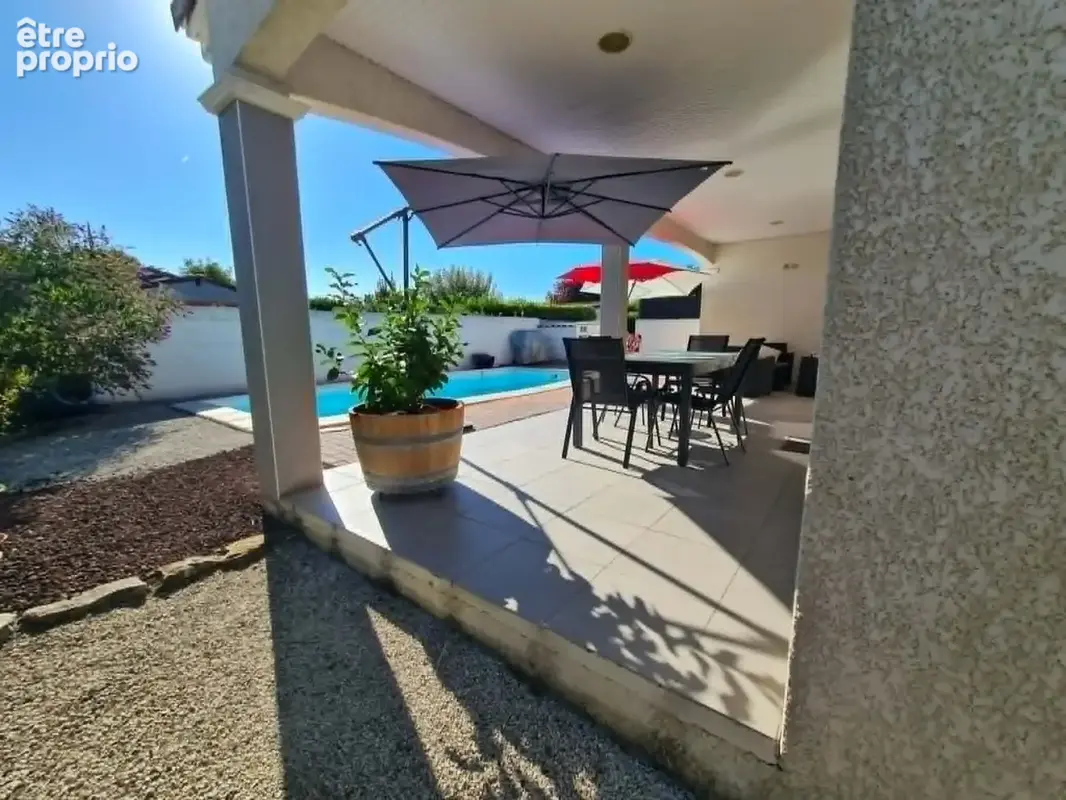 MAISON T5 avec piscine, terrasse et jardin - photo 3
