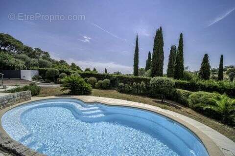 Maison à MOUGINS