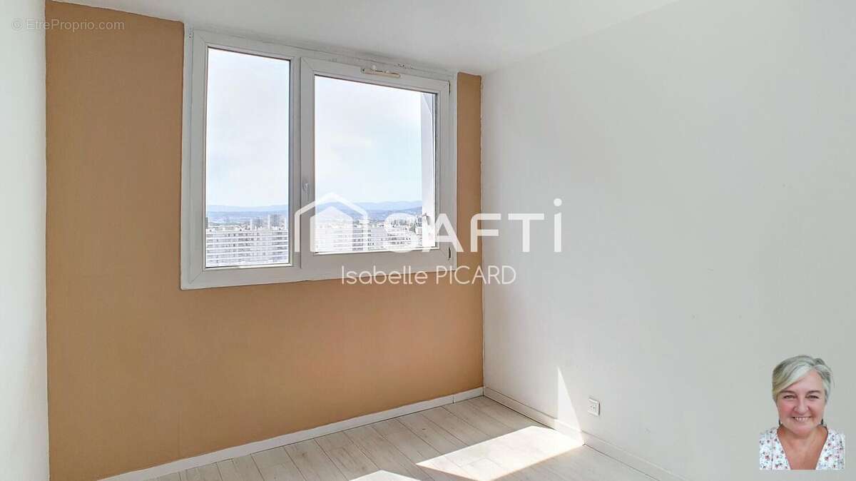 Photo 6 - Appartement à LYON-8E