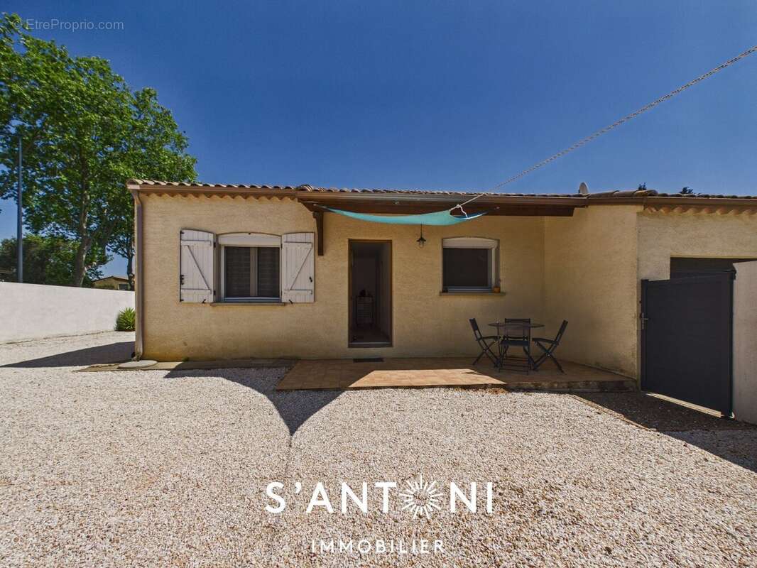 Maison à ESPONDEILHAN