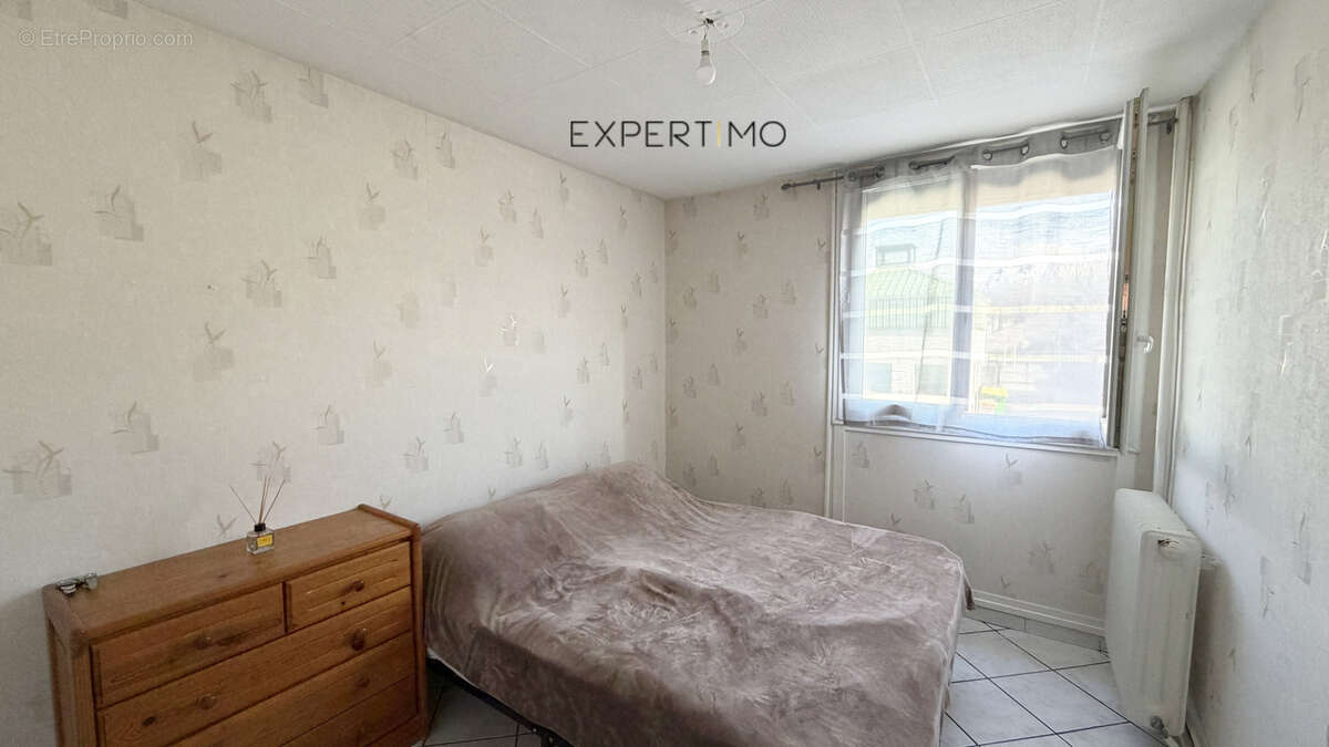 Appartement à SEYSSINET-PARISET