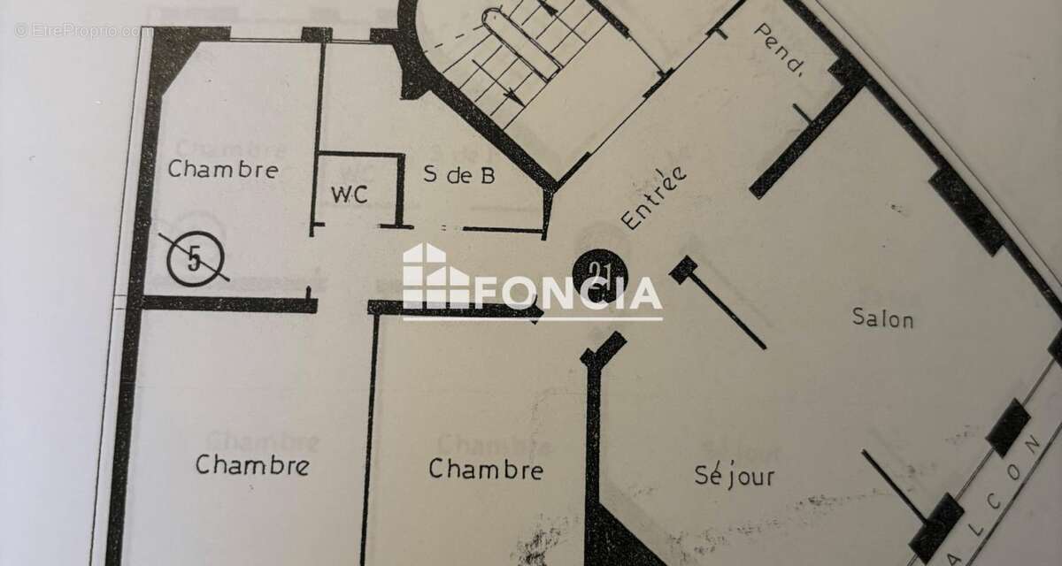Appartement à PARIS-10E
