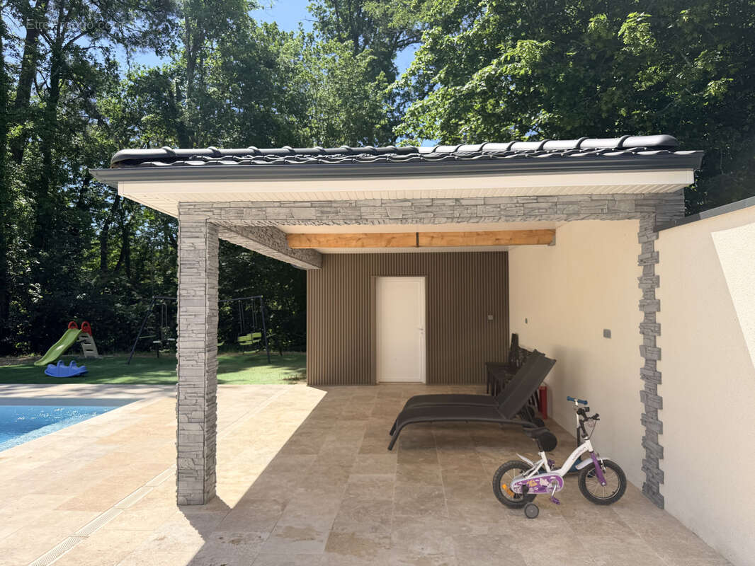 Maison à COULOUNIEIX-CHAMIERS