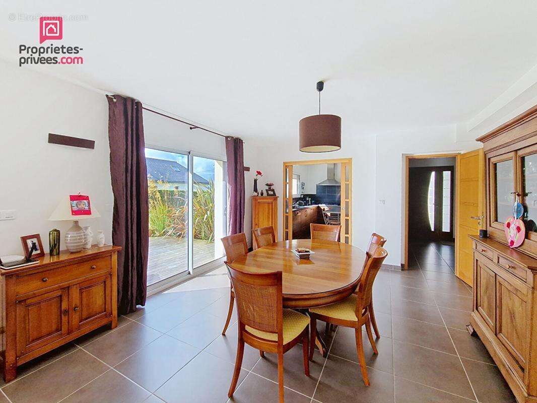 Maison à PLOUIGNEAU