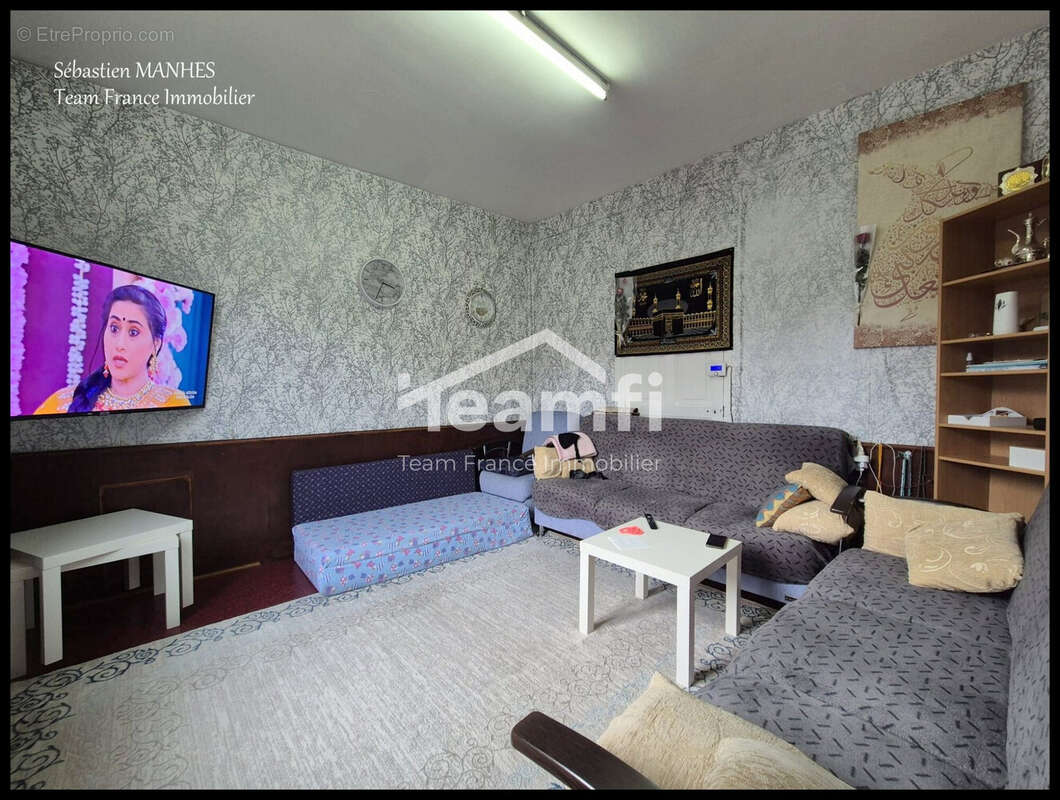 Maison à LA MONNERIE-LE-MONTEL